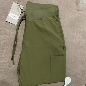 Mandala olive jogger scrub